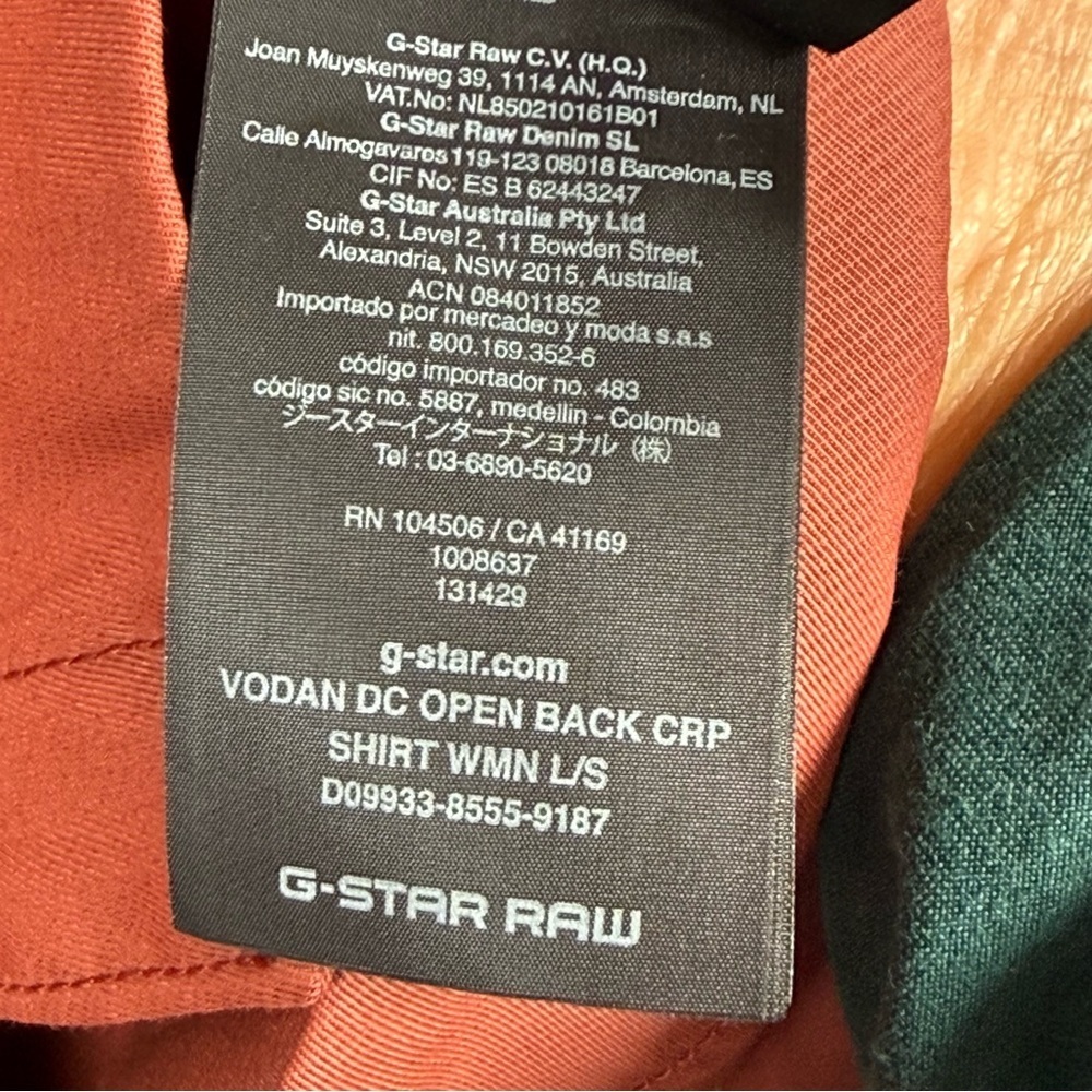 G-Star RAW Vodan De Cropped Open Back
Shirt Size M - Picture 6 of 14